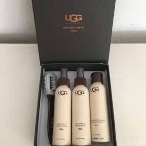 UGG Australia Sheepskin Care Kit, Clear.